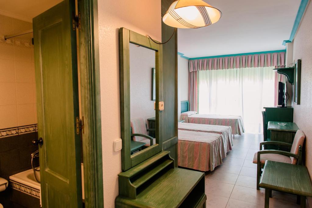 Hotel Torre Cristina نوخا الغرفة الصورة